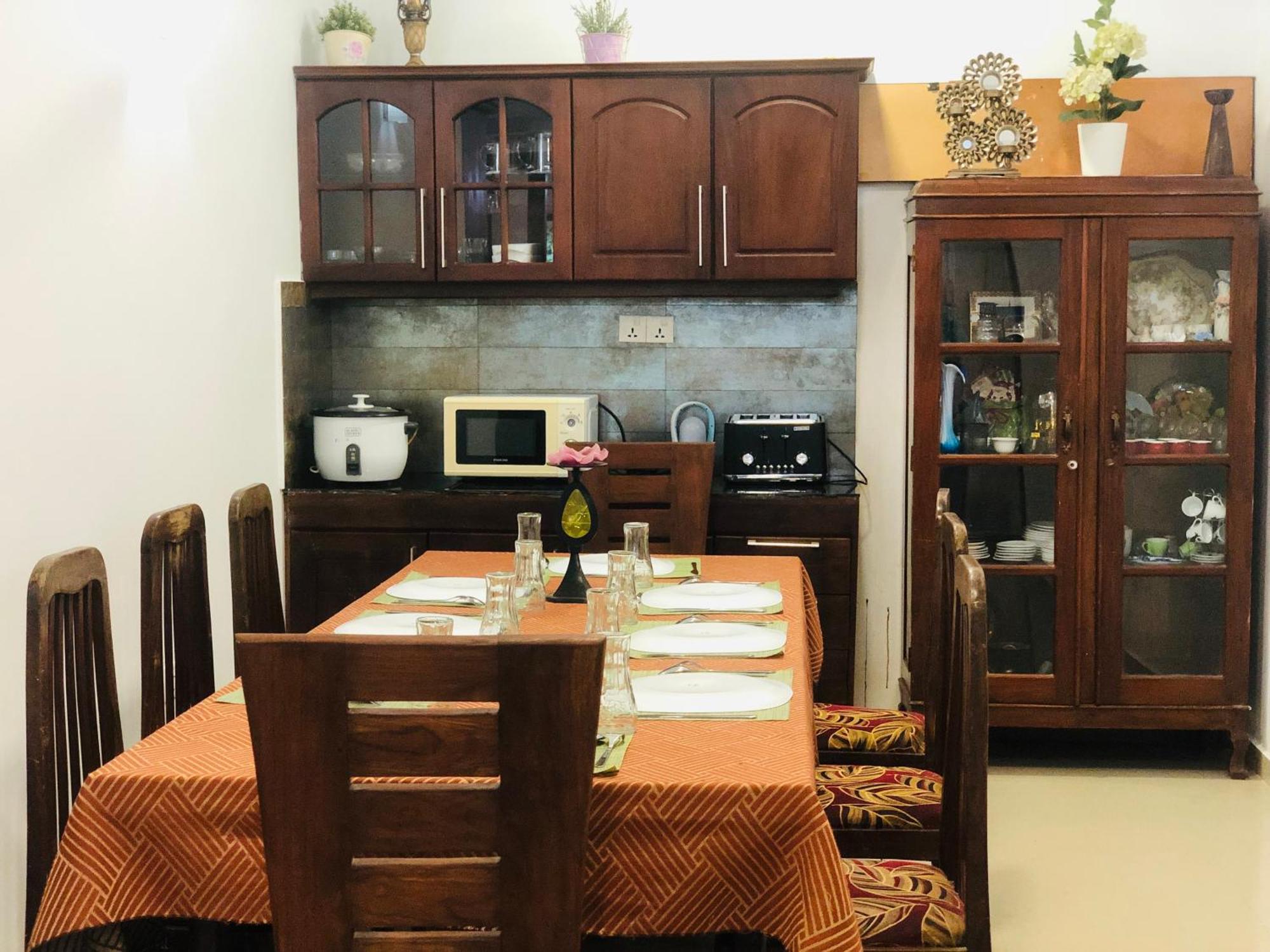 Jaya Villa Хіккадува Екстер'єр фото